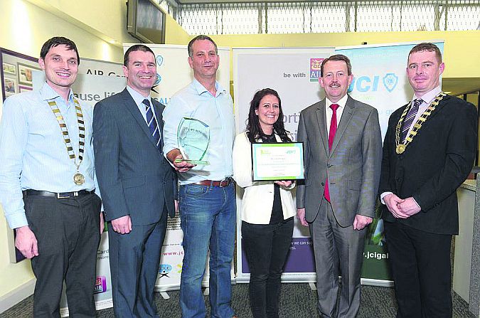 Business Awards 2014, were (from left): Ronan Walsh, JCI Galway Deputy President; Ray Flaherty, SME Specialist, AIB; Luke Anthony & Maggie Murphy, McCambridges; Des Larkin, Branch Manager, AIB and Dr Garry Lohan, JCI Galway President.