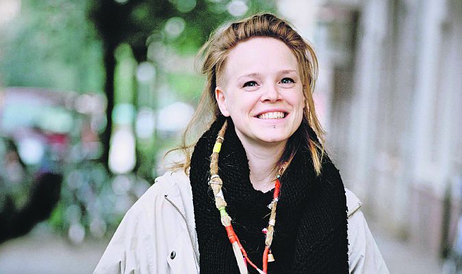 Wallis Bird.