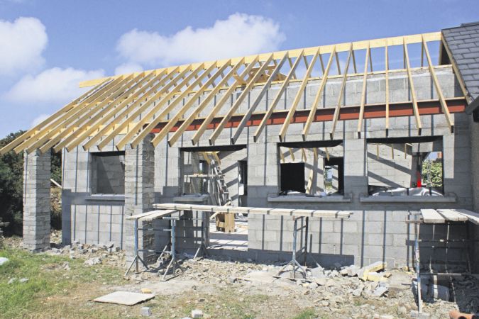 Outstanding Outsanding levies: homes under construction..