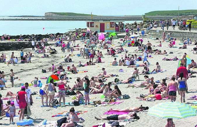 What the first half of next June should be like in Salthill if Ken Ring's predictions hold true. PHOTO: JOE O'SHAUGHNESSY.