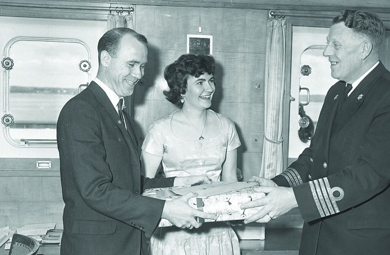 Captain E.G.A. Heymans, Master of the liner Maasdam, making a presentation to David and Maureen Courtney, on behalf of the Young Galwegians Club of New York, on the occasion of their arrival home. Mr Courtney, of St Brigid’s Terrace, Bohermore, who was vice-president of the club, and his wife Maureen (nee Cloherty of Ashe Road, Shantalla) were presented with honorary life membership of the club.