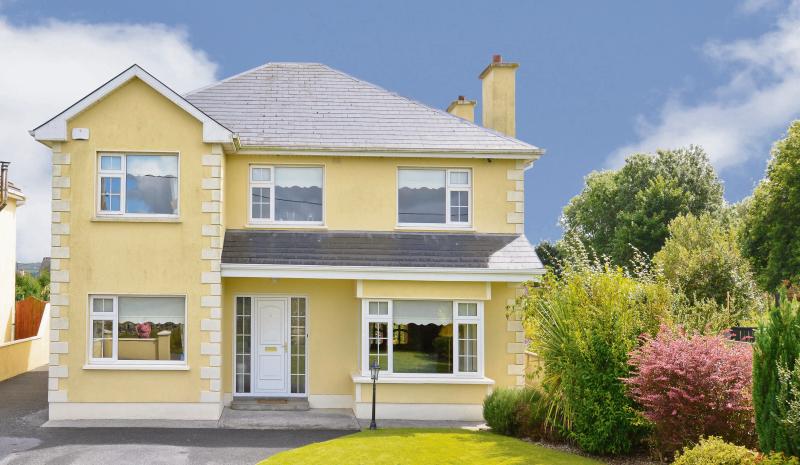 Tulla Hill, Loughrea - AMV €285,000