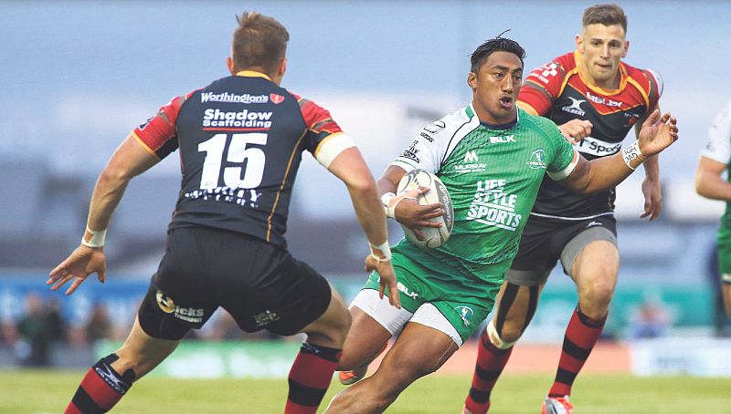 Bundee Aki, who played a crucial role in Fionn Carr's try last Friday, retains his place as first centre for the game aganist Glasgow tonight. Photo: Joe O'Shaughnessy.