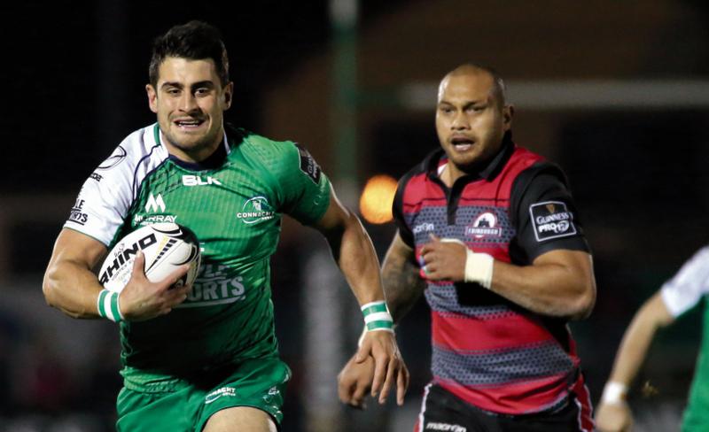 Connacht full back Tiernan O'Halloran on his way to scoring the only try of the game against Edinburgh in the Guinness Pro12 encounter at the Sportsground on Saturday night. Photo: Joe O'Shaughnessy.