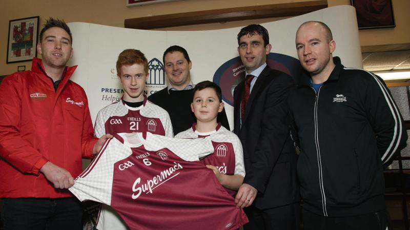 Supermac's have continued their long standing sponsorship of Presentation College Athenry's sports teams into 2016. Presenting the soccer team with their new jerseys and sports kit is John McDonagh, Supermac's, with Ruairi Collins, Capt, Paraic O'Neill, Coach/manager, Kelvin Langan, Vice Capt, Cathal Moore, School Principal, and Adrian Griffin Coach/Manager. Photo: David Ruffles.