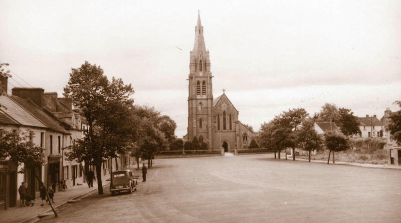 Saint Michael's Church, Ballinasloe in the 1940s.