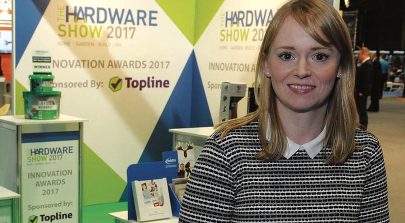 Hygeia Marketing Manager, Elisha Daniels at the Hardware Association of Ireland's national trade show with the award for Best Garden Product. Photo: David O'Shea Photography.
