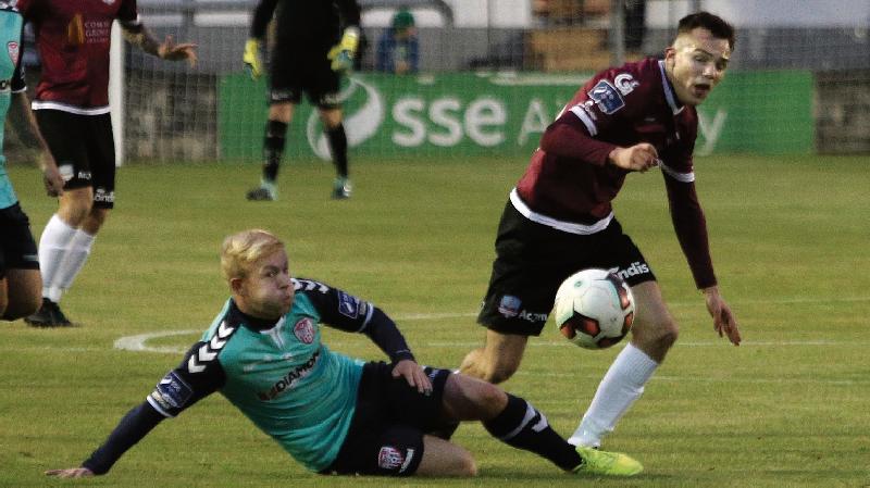 Galway United's Rory Hale in action against Derry City's Nicky Low during Friday's Premier Division tie at Eamonn Deacy Park. Photo: Joe O'Shaughnessy.