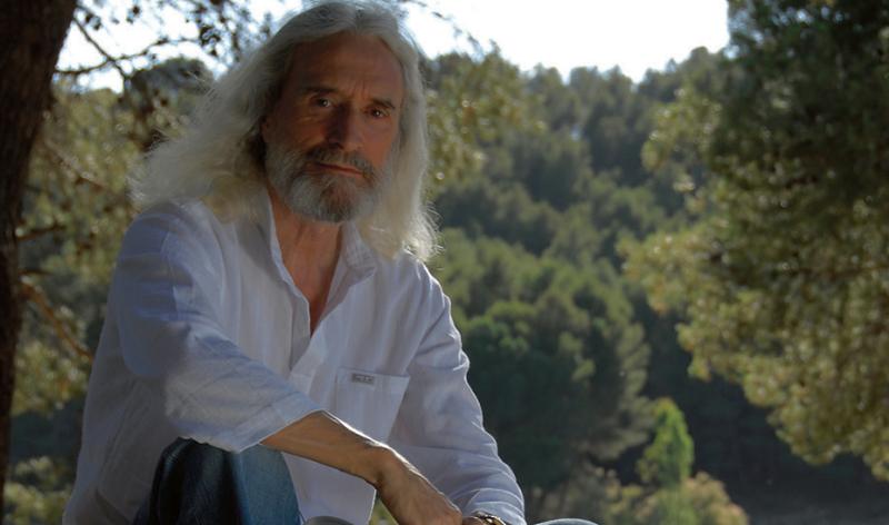 Charlie Landsborough will be in concert in the Loughrea Hotel and Spa next Thursday night, February 7.