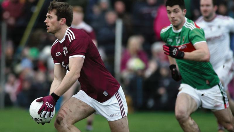 Galway defender Liam Silke eyes up his options against Mayo in Sunday's FBD League semi-final at Tuam Stadium. Photo: Joe O'Shaughnessy.