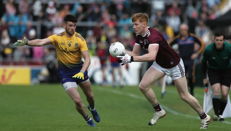 Galway's Peter Cooke prepares to take on Roscommon's Shane Killoran during Sunday's Connacht senior football final at Pearse Stadium. Photo: Joe O'Shaughnessy.